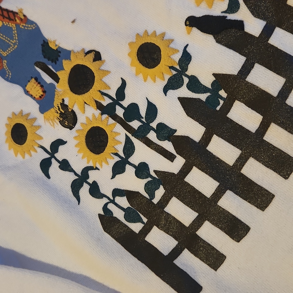 Vintage Jerzees, Fall, Autumn, White Sweatshirt w Scarecrow &  Sunflower Design - Picture 3 of 7